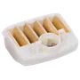 Set ovenfra af et luftfilter med en plastramme og flere filterlag.
