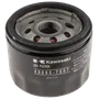 Oven fra et Kawasaki-oliefilter med synligt reservedelsnummer 49065-7007.