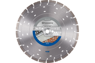 Front view of a Husqvarna Vari-Cut S50 diamond blade for cutting concrete and brick.