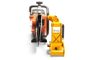 Front view of a Husqvarna power cutter with a Husqvarna RA 10 attachment.