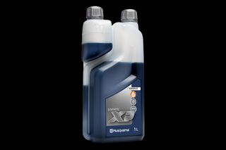 ハスクバーナ 2ストロークオイル XP®シンセティック | Husqvarna JP