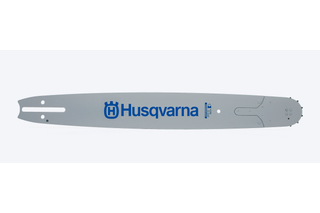 Vue latérale d’une barre de scie à chaîne Husqvarna avec marque visible.