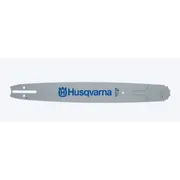HL-258 0,325 po 0,058 po. Vue latérale d’une barre de scie à chaîne Husqvarna avec marque visible.