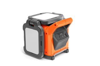 Front view of a portable construction light with a handle, marked as draft.