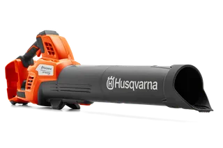 Vista lateral de um soprador de folhas Husqvarna que realça o seu design ergonómico.