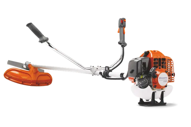 Vista lateral de uma roçadora Husqvarna com punhos ergonómicos e motor.