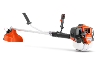 Máy cắt cỏ HUSQVARNA 531RS. Mặt bên của máy cắt bàn chải Husqvarna với tay cầm và đầu cắt tiện dụng.