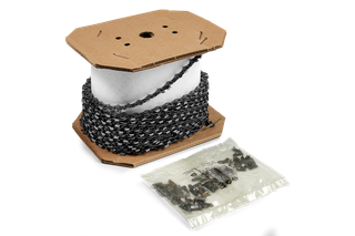 Chain X-CUT S93G Semi chisel 3/8” mini 1.3mm. Studio image of a chainsaw chain spool with accompanying chain links in a plastic bag.