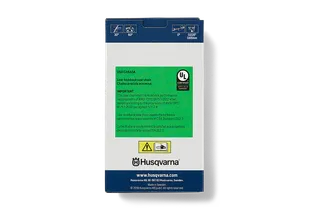 Packaging of a Husqvarna low-kickback saw chain with certification details.