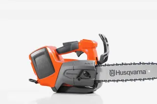 T540i XP - Rotating chainsaw film 16s 16:9 MASTER