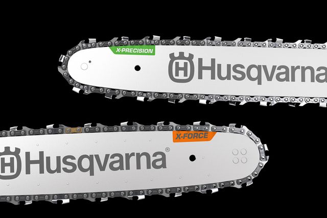 Nahaufnahme von zwei Schienen für Husqvarna-Motorsägen mit den Bezeichnungen X-PRECISION und X-FORCE.