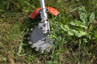 RA-V and RA850 Weed Scissor, Reciprocator Attachment 1m17s 16:9 MASTER