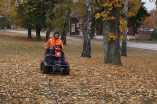 How to attach flail mower P 524 1m14s 16:9 MASTER