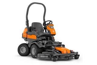 Frontansicht eines kommerziellen Husqvarna Frontmähers mit Mähdeck.