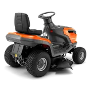 Achteraanzicht van een Husqvarna zitmaaier met maaidek.