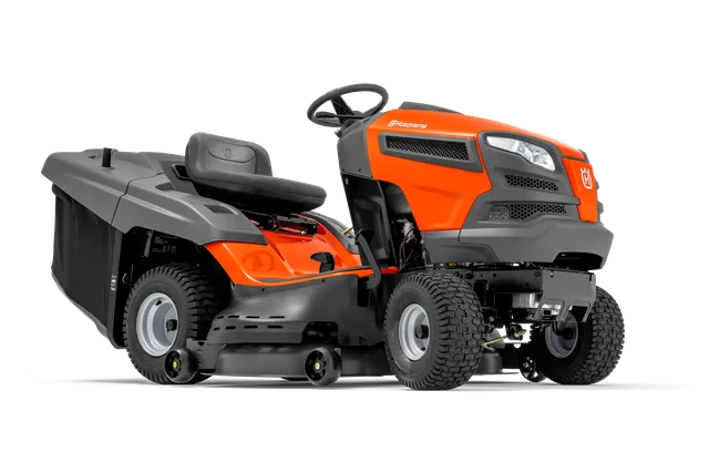 Zijaanzicht van een Husqvarna zitmaaier met een grasopvangzak.