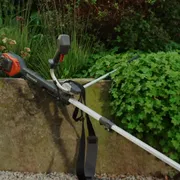 Feature-benefit film 220iR Grass trimmer 16x9 FR