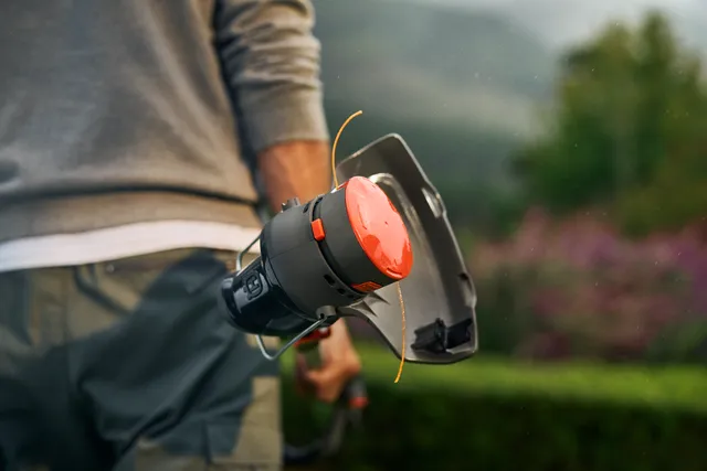 Husqvarna Aspire T28-P4A – Kétdamilos vágás