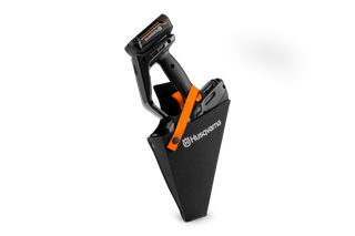 Widok z przodu produktu Husqvarna z ergonomicznym uchwytem i osłoną ochronną.