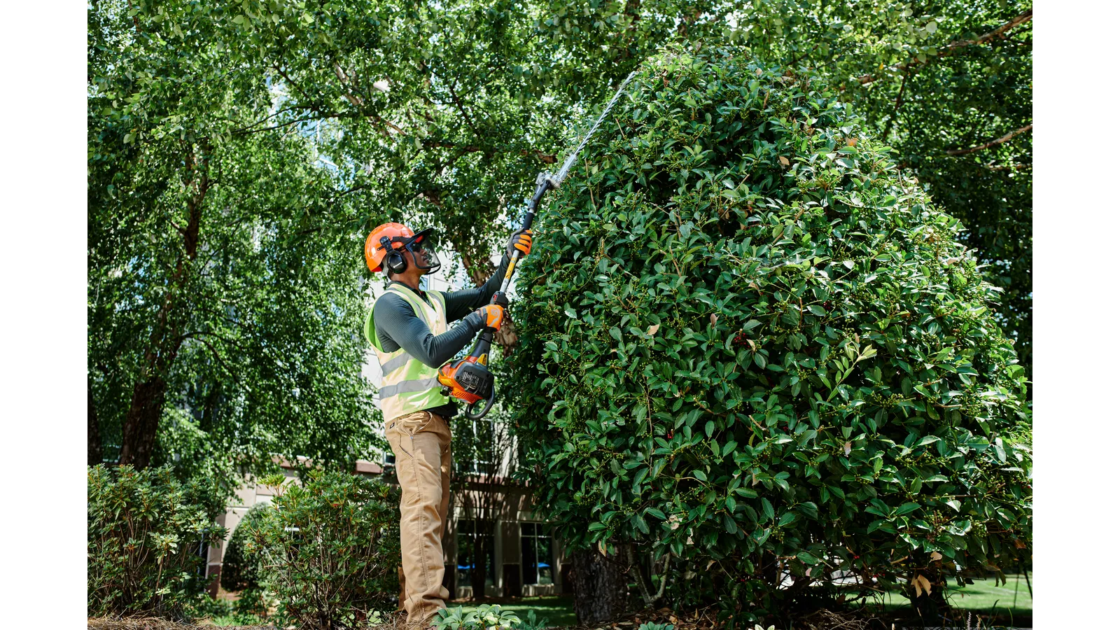 Husqvarna Functional Forest Helmet (Slip Ratchet) | Husqvarna US