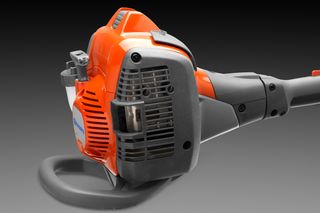 Bočni pogled na Husqvarna leaf ventilator komponente motora.