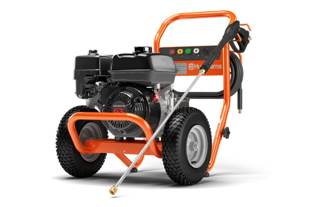 HH42 - 4200 PSI Pressure Washer. Front view of a Husqvarna pressure washer with a Honda engine and spray wand.