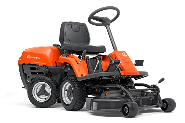 Zijaanzicht van een Husqvarna zitmaaier met maaidek.