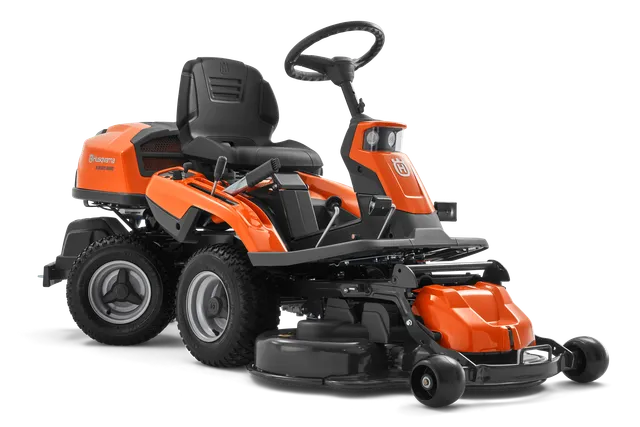Zijaanzicht van een Husqvarna zitmaaier met maaidek.