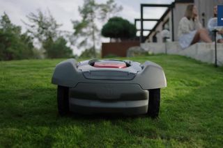 Smart Lawn Care 15s 16:9 ES