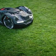 Automower 405XE Hybrid EdgeCut 6 sec 16x9 MASTER