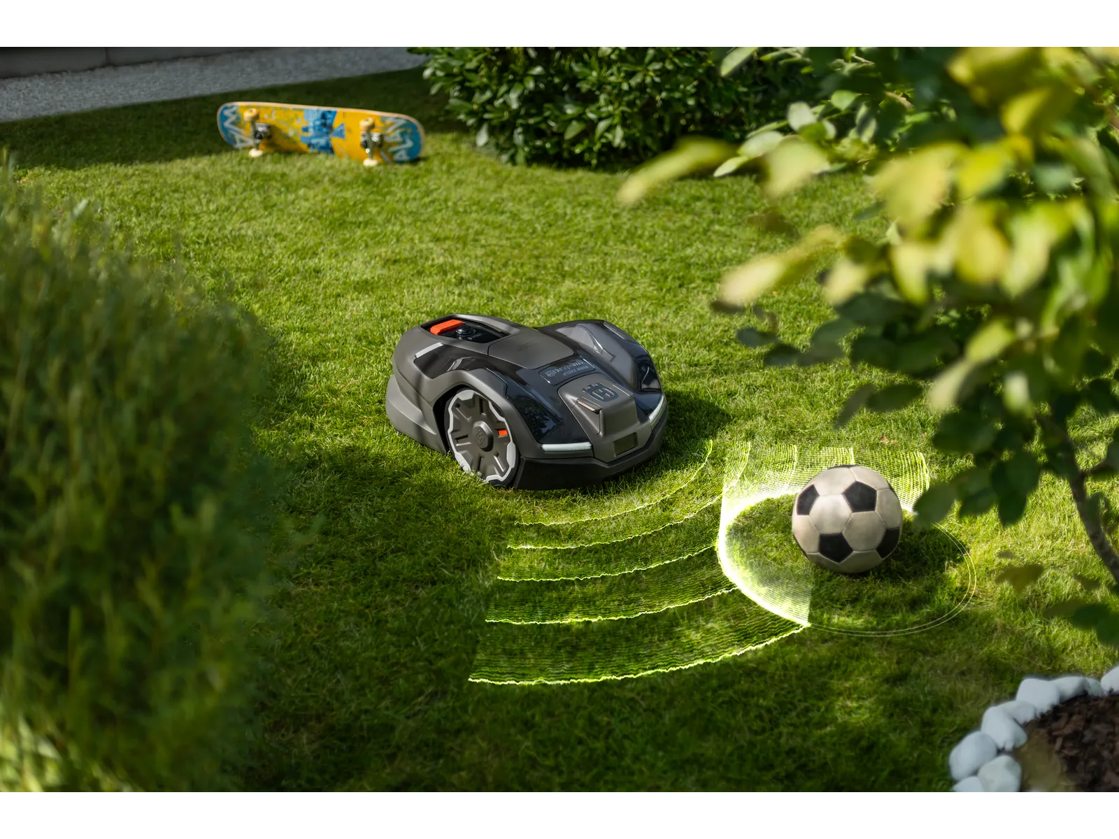 ハスクバーナ Automower™ 410XE NERA ロボット芝刈機 | Husqvarna JP