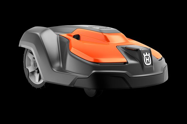 Vue latérale d’un robot tondeuse Husqvarna.