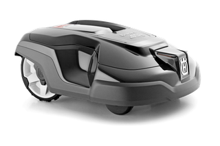 Beyaz bir arka plan üzerinde Husqvarna robotik çim biçme makinesinin yandan görünümü.