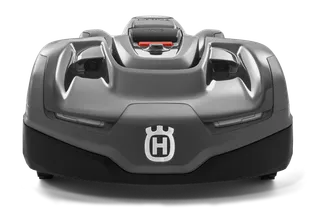 Вид спереду на роботизовану газонокосарку Husqvarna з логотипом.
