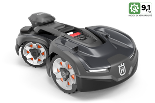 Vue latérale d’un robot tondeuse Husqvarna avec un indice de réparabilité de 9,1.