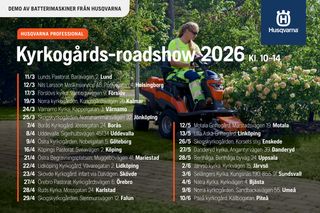 En person som kör en Husqvarna åkgräsklippare i en trädgårdsmiljö för att marknadsföra ett roadshow-evenemang.