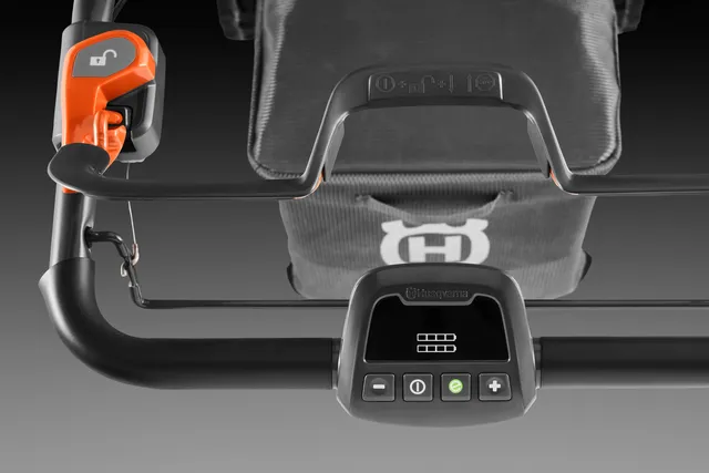 Husqvarna LC347iVX – Változtatható menetsebesség