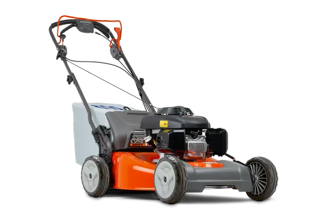 Vue latérale d’une tondeuse à gazon Husqvarna avec un sac de collecte de l’herbe.
