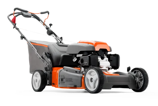 HUSQVARNA LC 356VB. Sidevisning av en Husqvarna-gressklipper med gressoppsamlingspose.