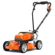 A Husqvarna akkumulátoros fűnyíró oldalnézete.