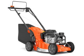 Seitenansicht eines Husqvarna Rasenmähers mit sichtbarem Motor und Handgriff.