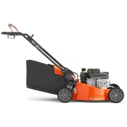 Bočni pogled na kosilicu Husqvarna s vrećom za sakupljanje trave.