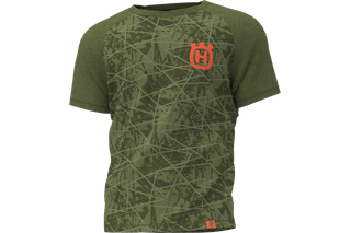 Vue de face d’un t-shirt de marque Husqvarna avec un motif graphique.