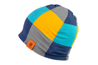 Vista frontal de um gorro colorido com o logótipo da Husqvarna.