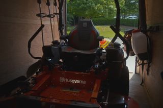 Z560LS Hype Video