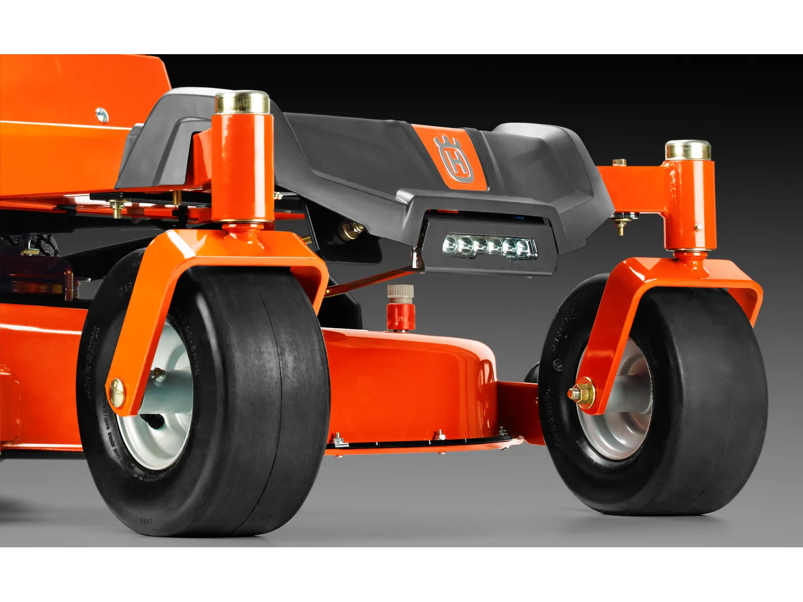 LED Light Kit Z100 and Z200 Series | Husqvarna US